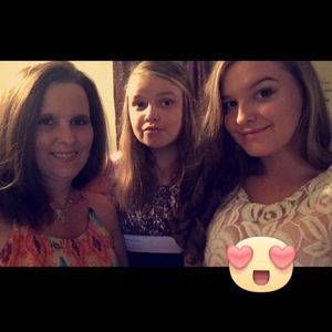 Meet your Posher, Kelli